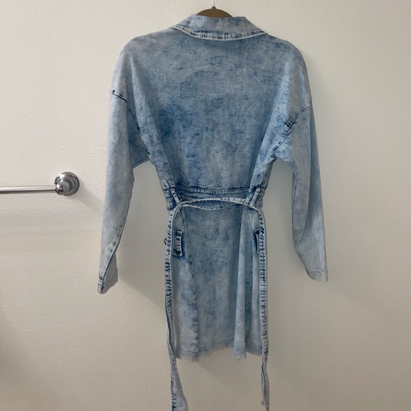 Star Studded Denim Trenchcoat-Type Dress - Picture 4 of 7